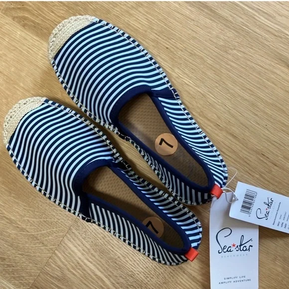 NEW💙🤍Sea Star Beachcomber Espadrille ShoesNavy/White Microstripe $109 onAmazon - Picture 6 of 8